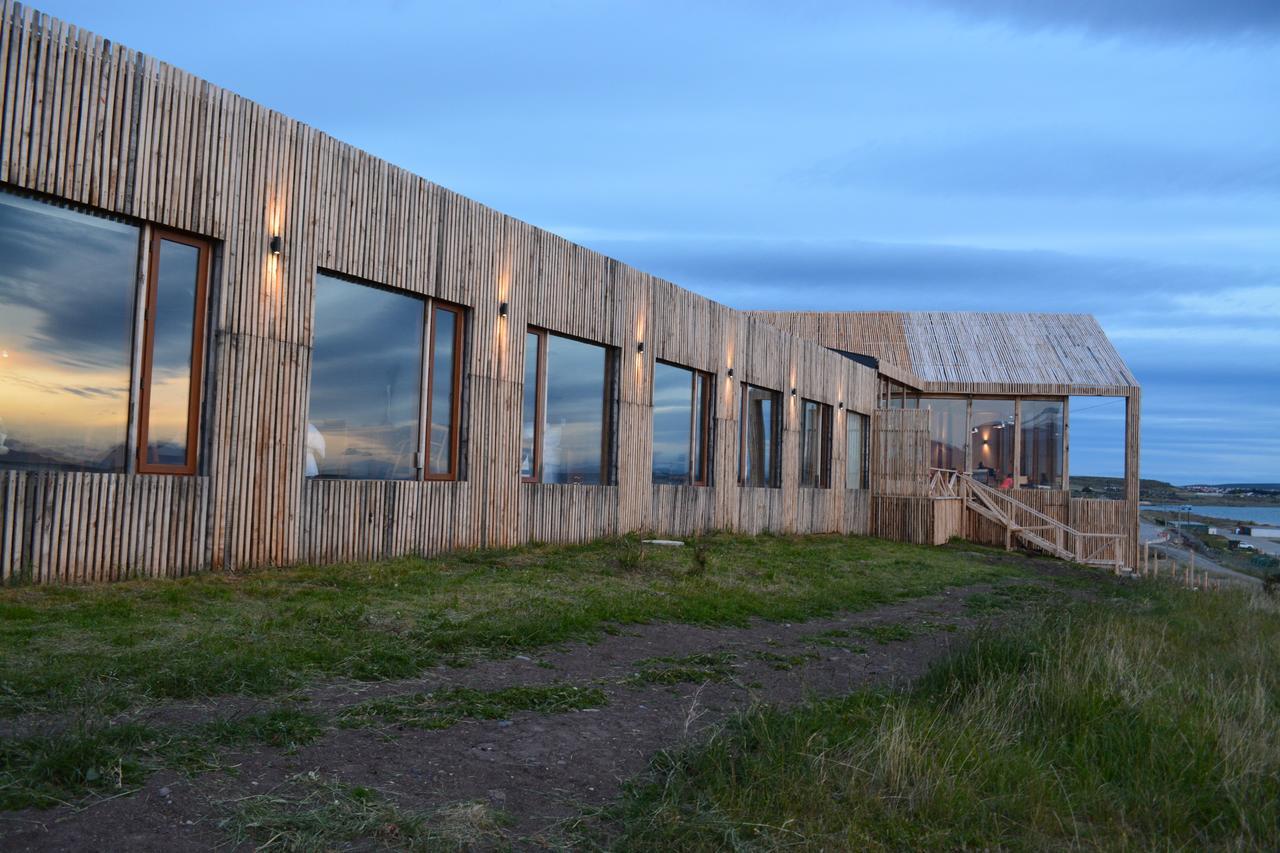 Hotel Simple Patagonia Puerto Natales Exterior foto
