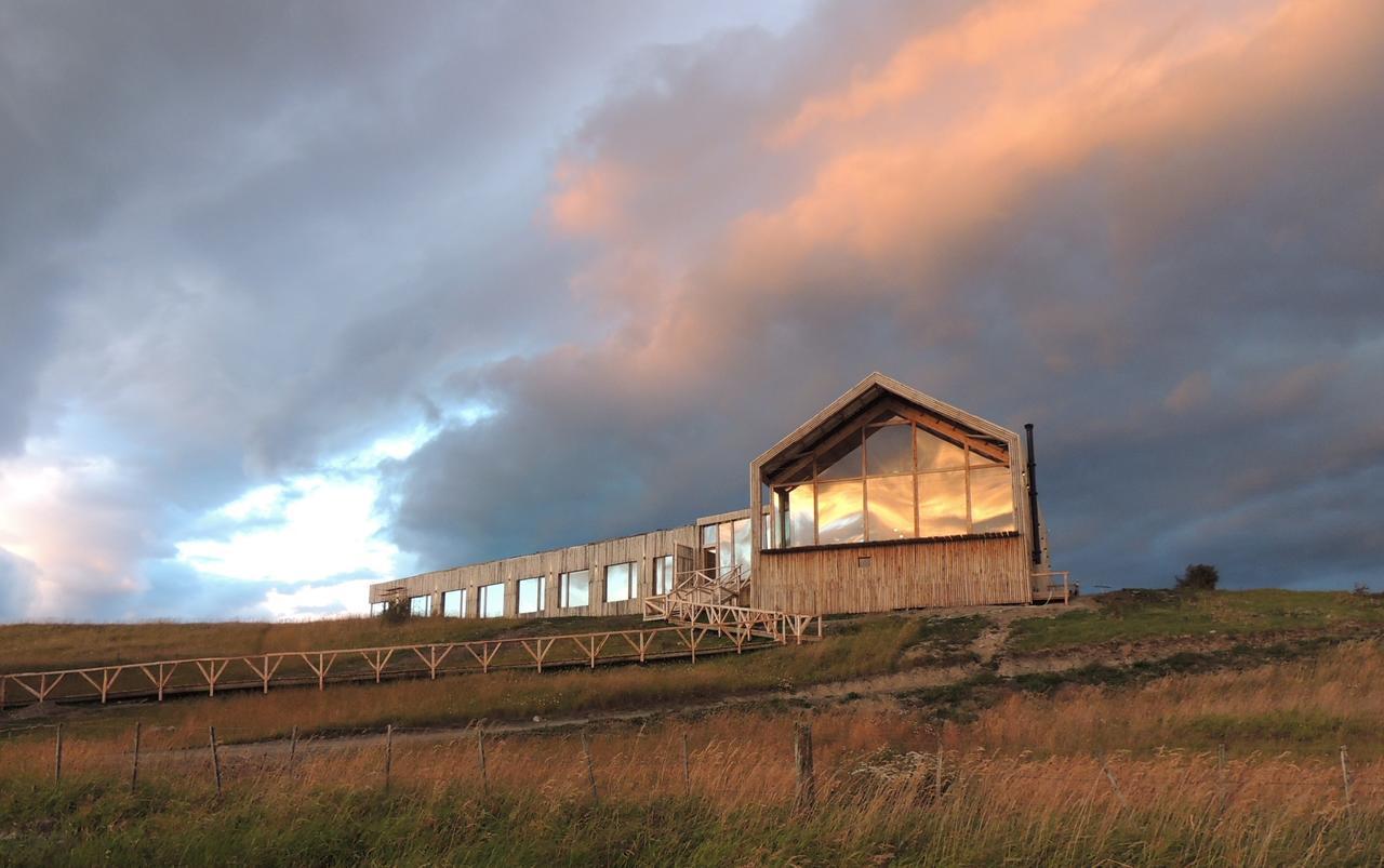 Hotel Simple Patagonia Puerto Natales Exterior foto